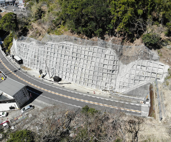 落石防止工事